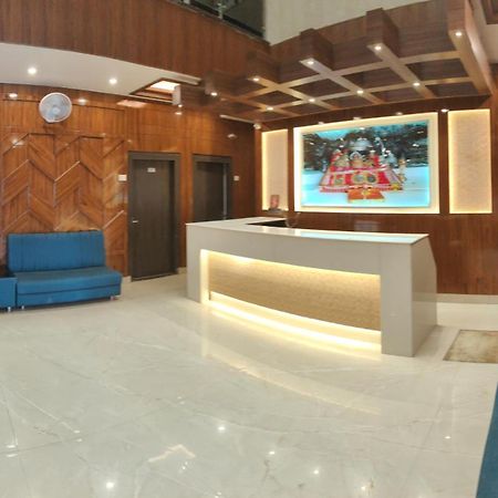 Hotel Krishna Катра Экстерьер фото